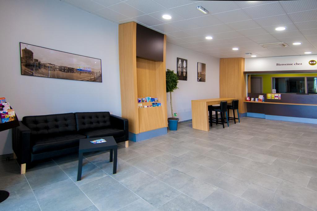 B&B Hotel La Rochelle Beaulieu Пюильборо Экстерьер фото
